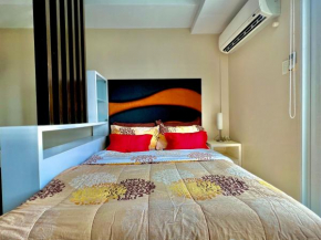 Chic & Cozy 1-BR Condo with Balcony, Sunrise Mountain View, 6 Swimming Pool